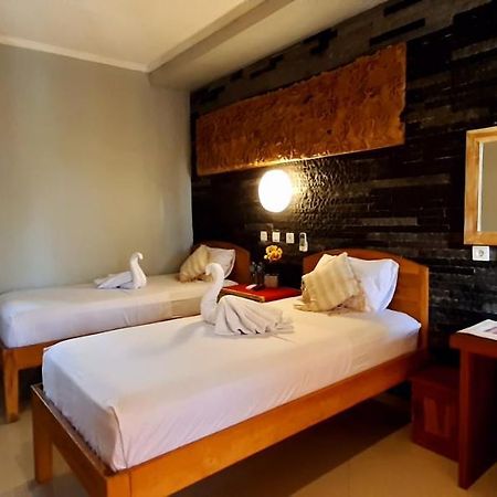 Hotel The Point Surfcamp Bali Pulukan Exterior foto