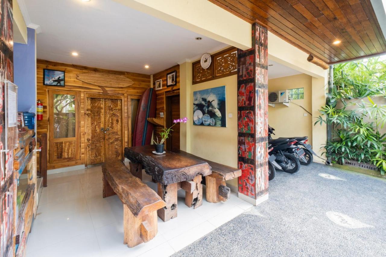 Hotel The Point Surfcamp Bali Pulukan Exterior foto